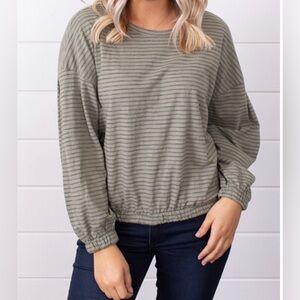 Knot Sisters Potter Top